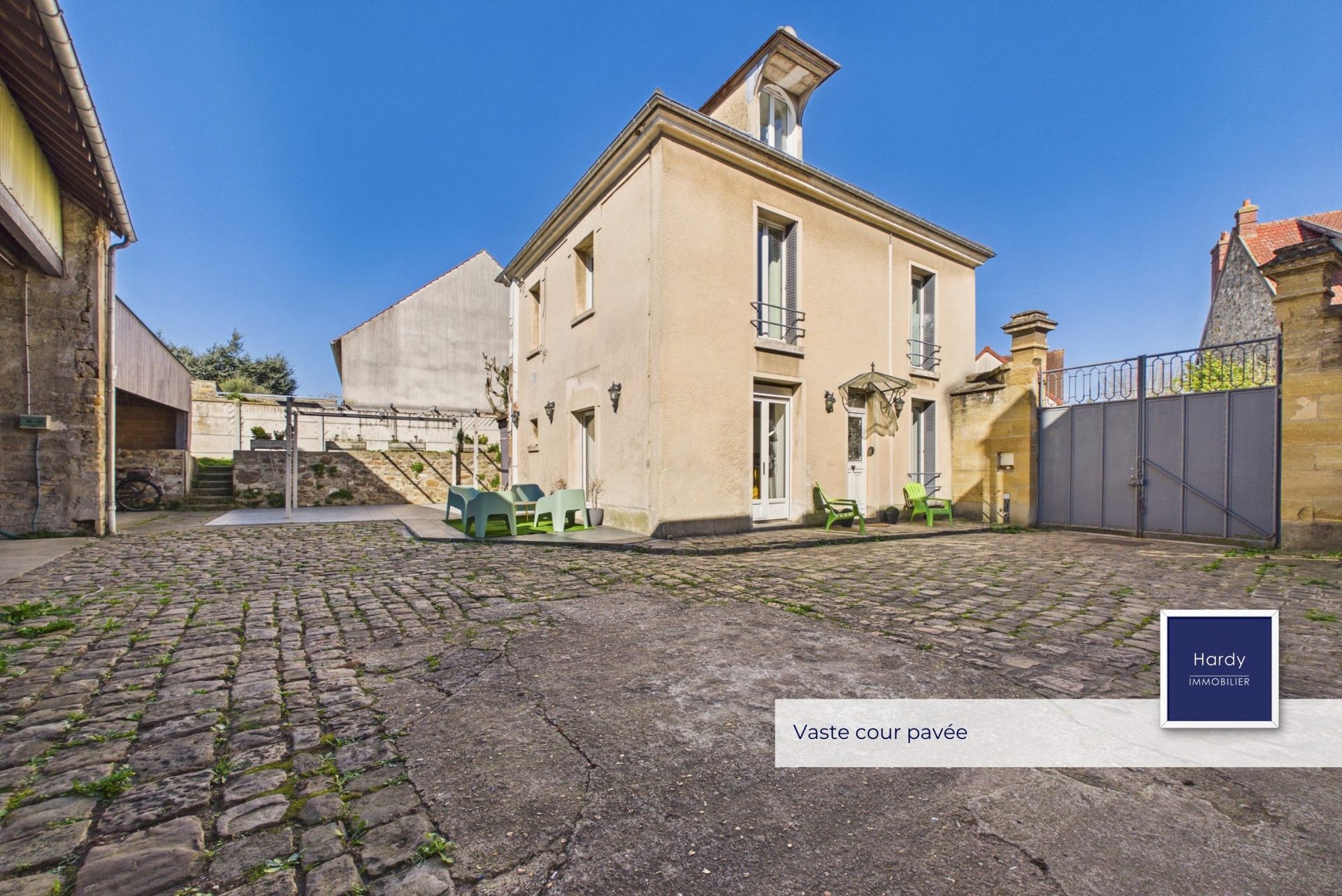 Maison à vendre, 346m², Cergy