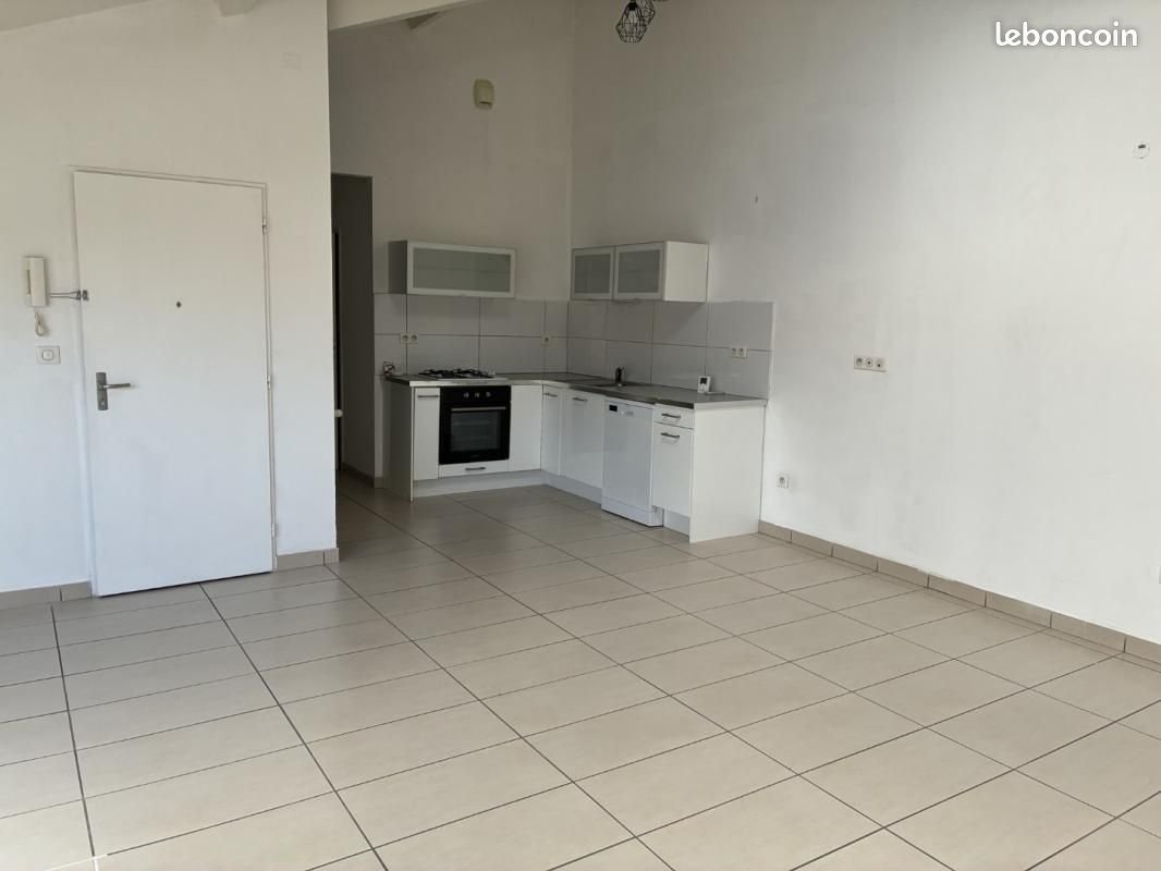 Appartement à louer, 71m², Saint-Étienne