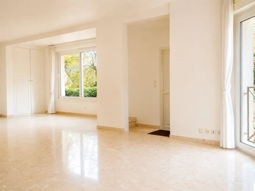 Maison à louer, 172m², Garches