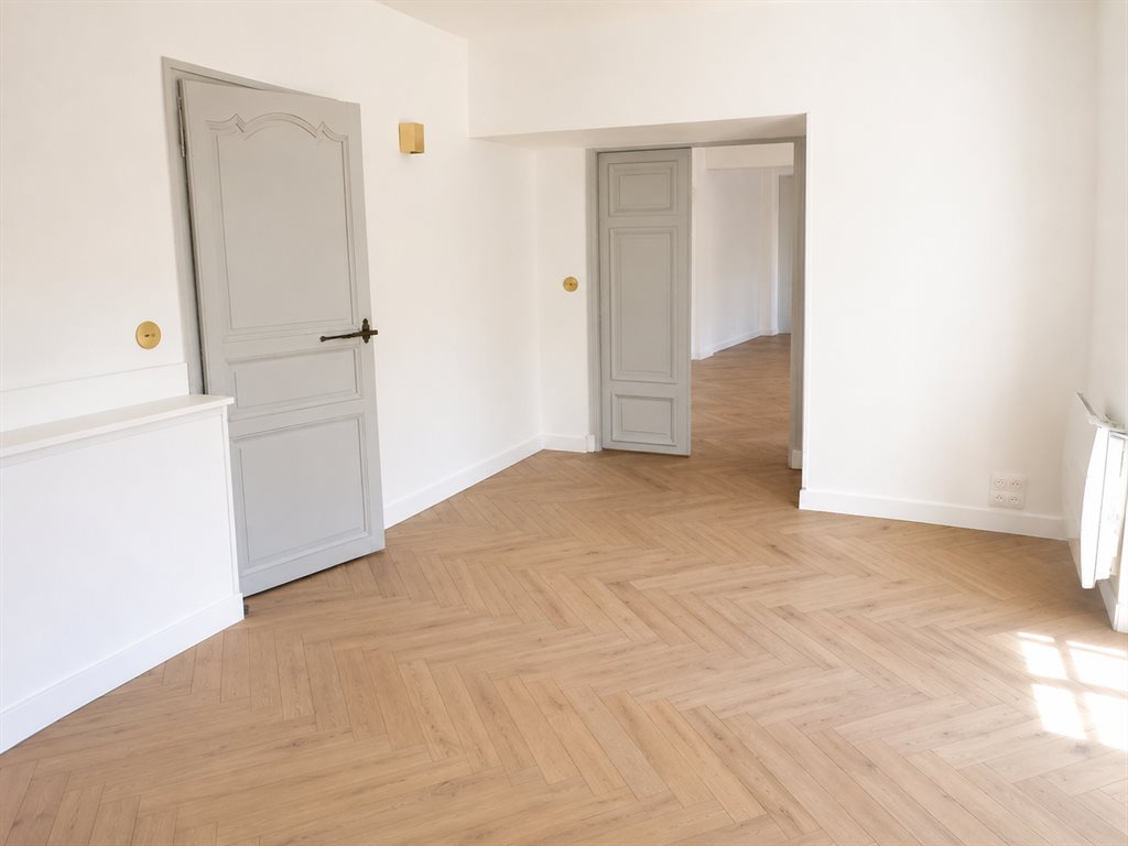 Maison à louer, 330m², La Celle-Saint-Cloud