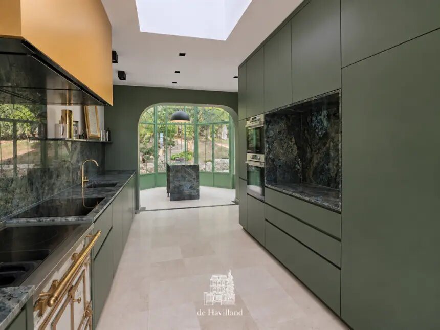 Maison à louer, 420m², La Celle-Saint-Cloud