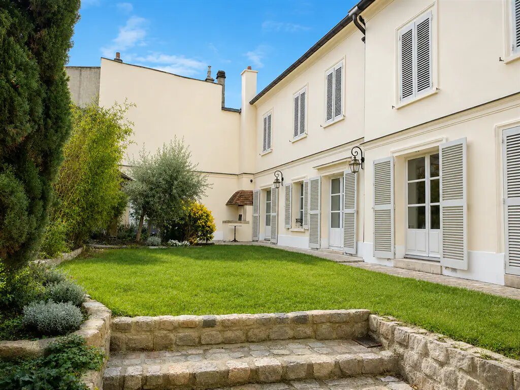 Maison à louer, 330m², La Celle-Saint-Cloud