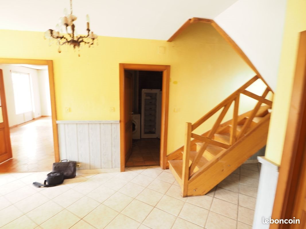 Maison à vendre, 1m², Eloie