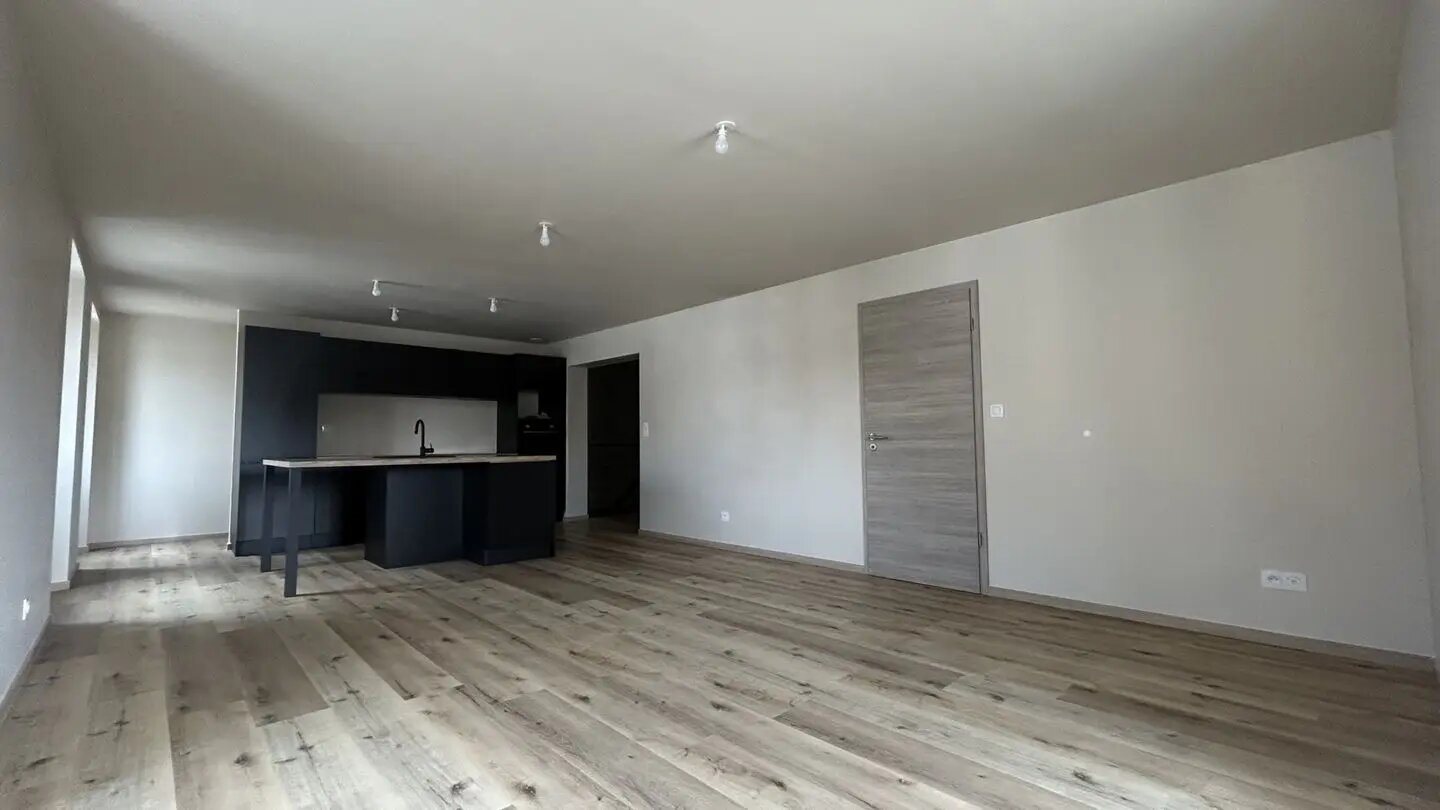 Appartement à louer, 78m², Châlonvillars