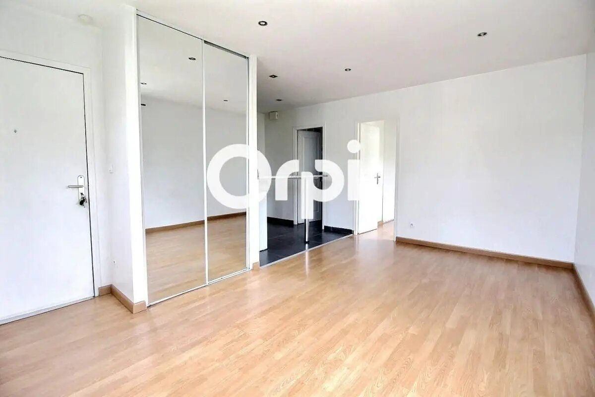 Appartement à louer, 37m², Viry-Châtillon