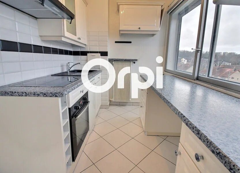 Appartement à louer, 47m², Viry-Châtillon