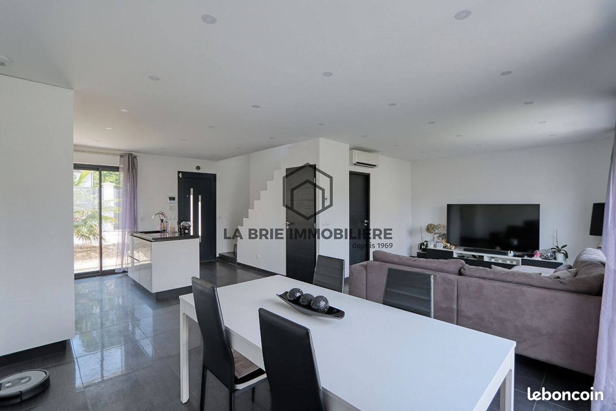 Maison à vendre, 88m², Villecresnes