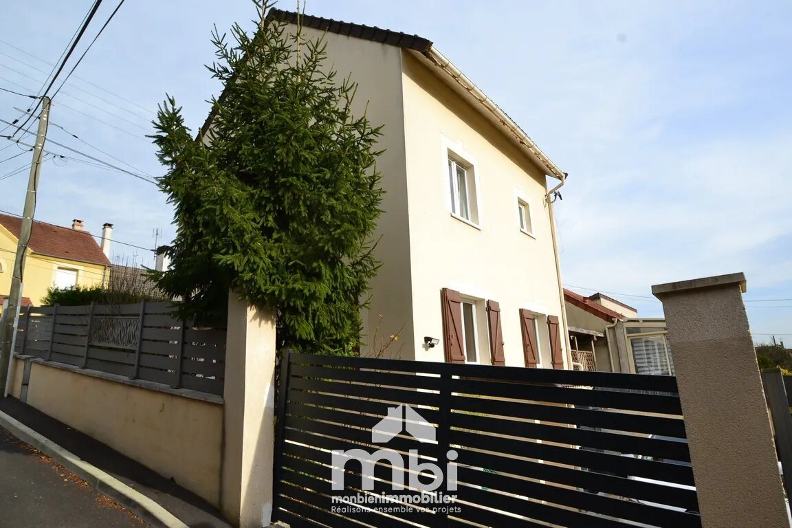 Maison à louer, 90m², Fosses