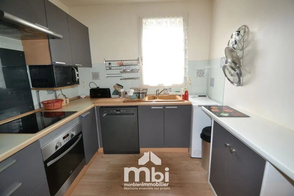 Appartement à louer, 82m², Fosses