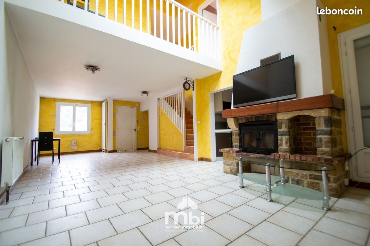 Maison à vendre, 115m², Fosses