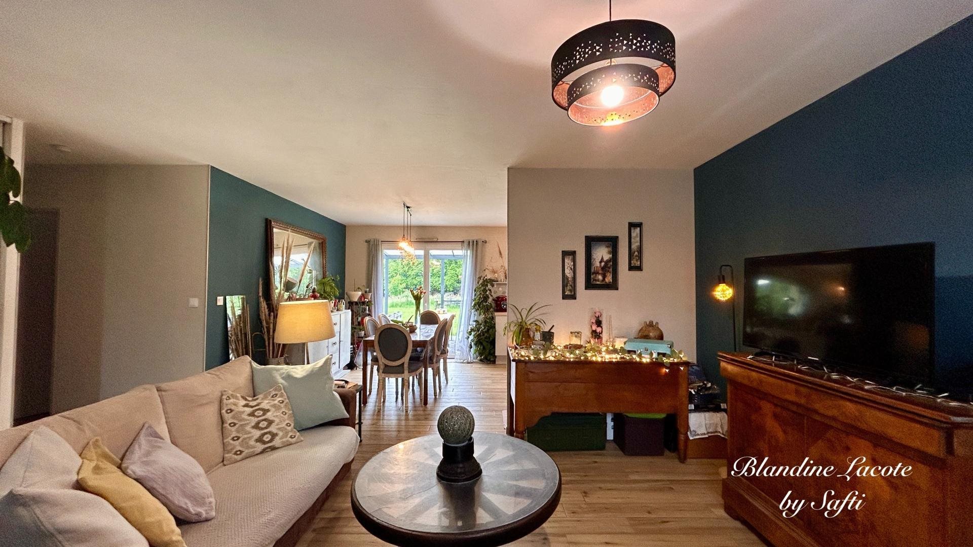 Maison à vendre, 115m², Saint-Dizier-Masbaraud