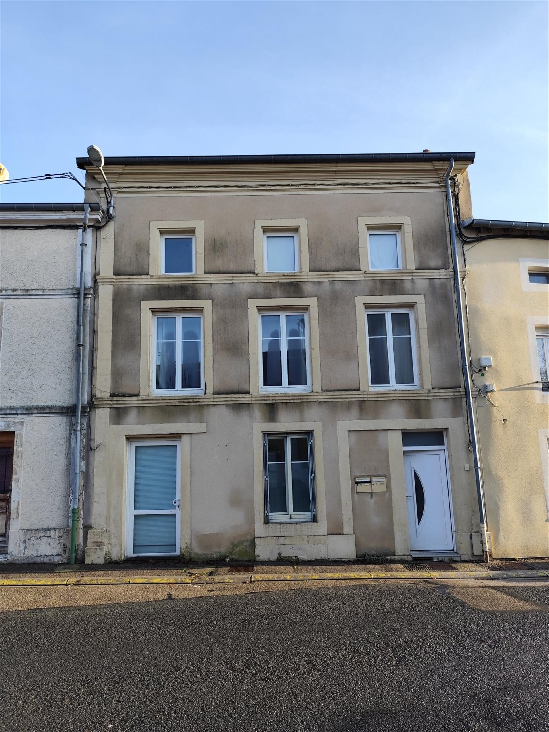 Maison à vendre, 150m², Thiaucourt-Regniéville