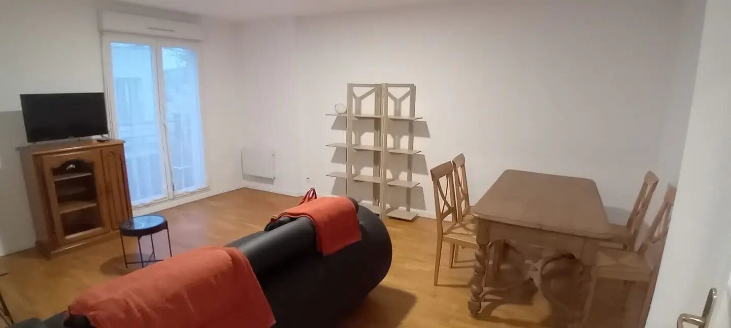 Appartement à louer, 47m², Evry