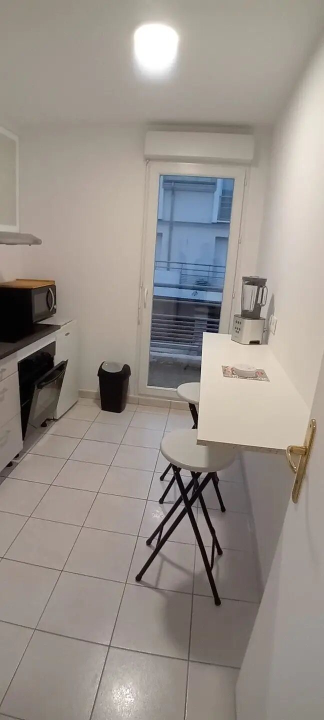 Appartement à louer, 47m², Evry