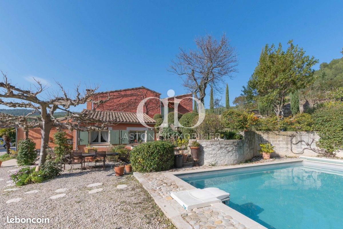 Maison à vendre, 196m², Cassis