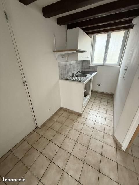 Appartement à louer, 25m², Douai