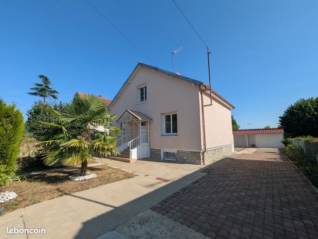 Maison à vendre, 130m², Amilly