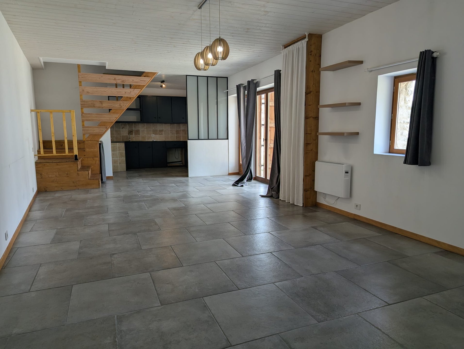Maison à louer, 103m², Ladon