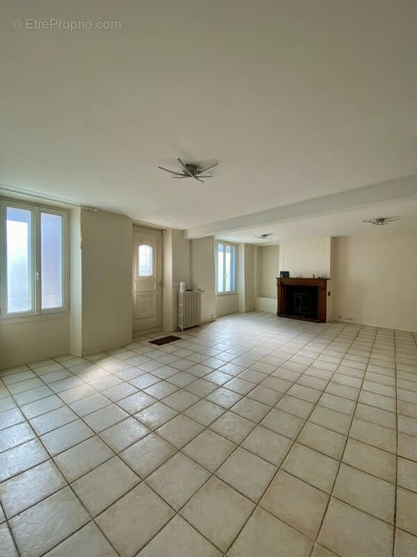 Maison à vendre, 155m², Montereau-Fault-Yonne