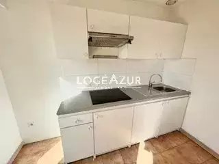 Appartement à louer, 44m², Antibes