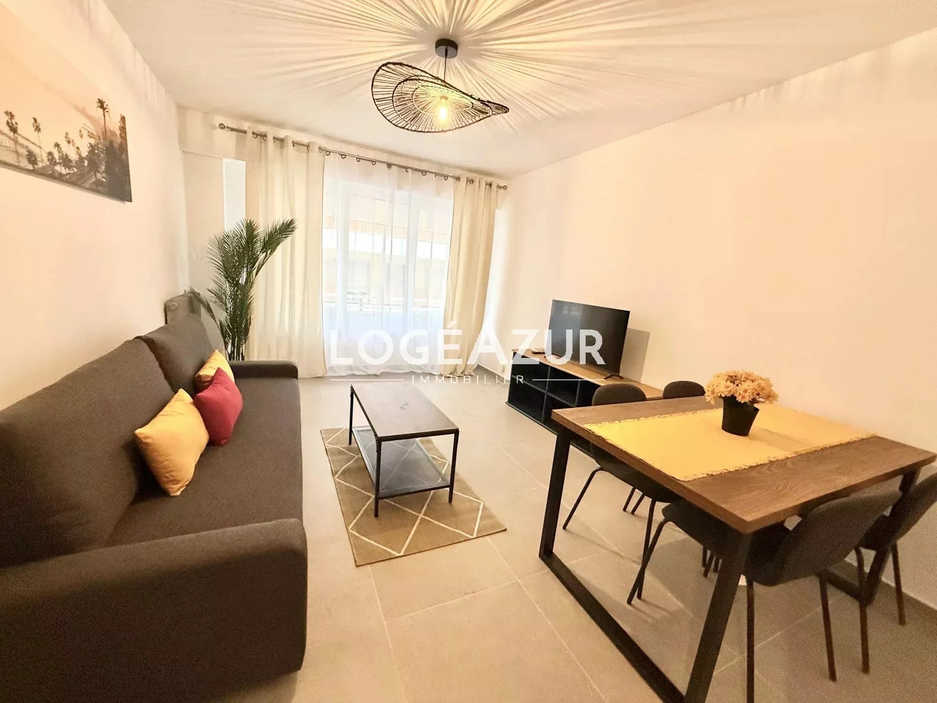Appartement à louer, 52m², Antibes