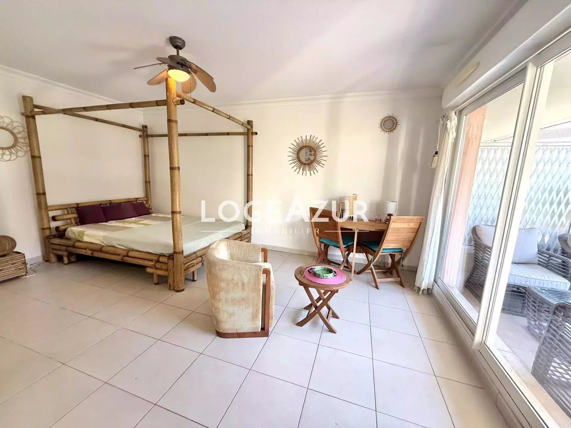 Appartement à louer, 29m², Antibes