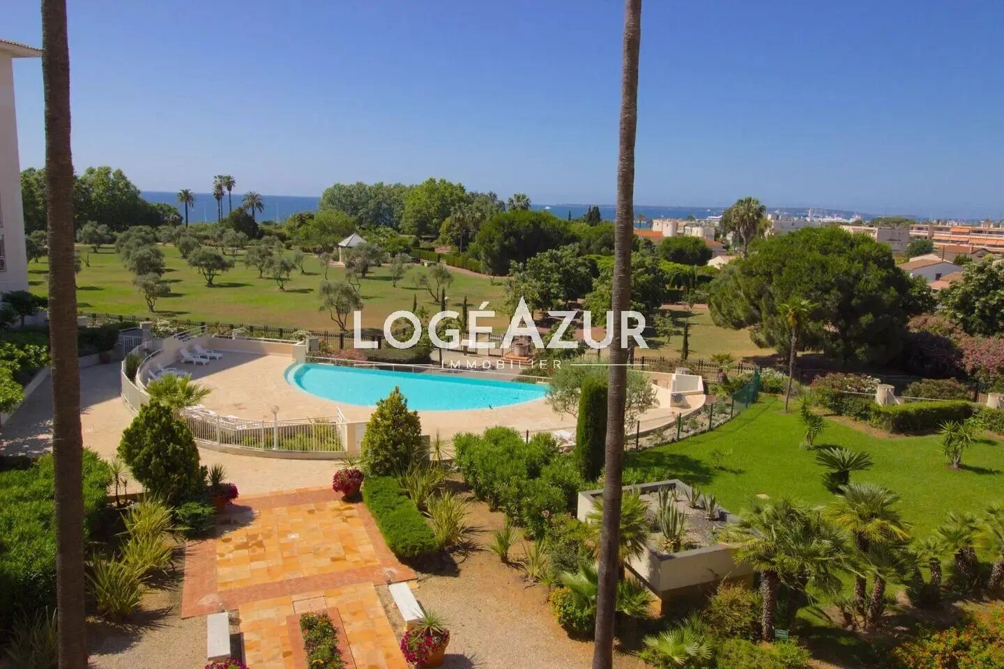 Appartement à louer, 27m², Antibes