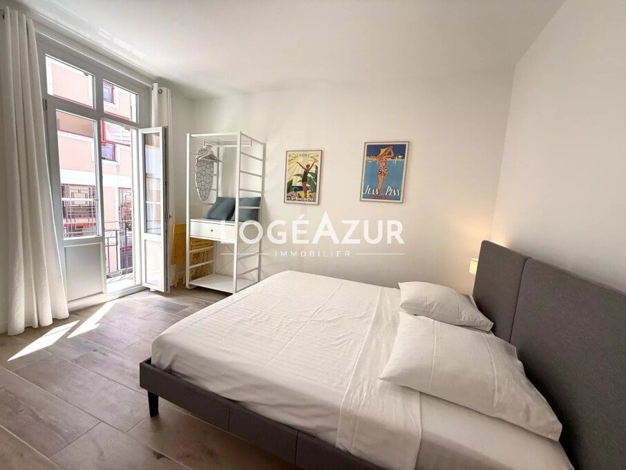 Appartement à louer, 27m², Antibes