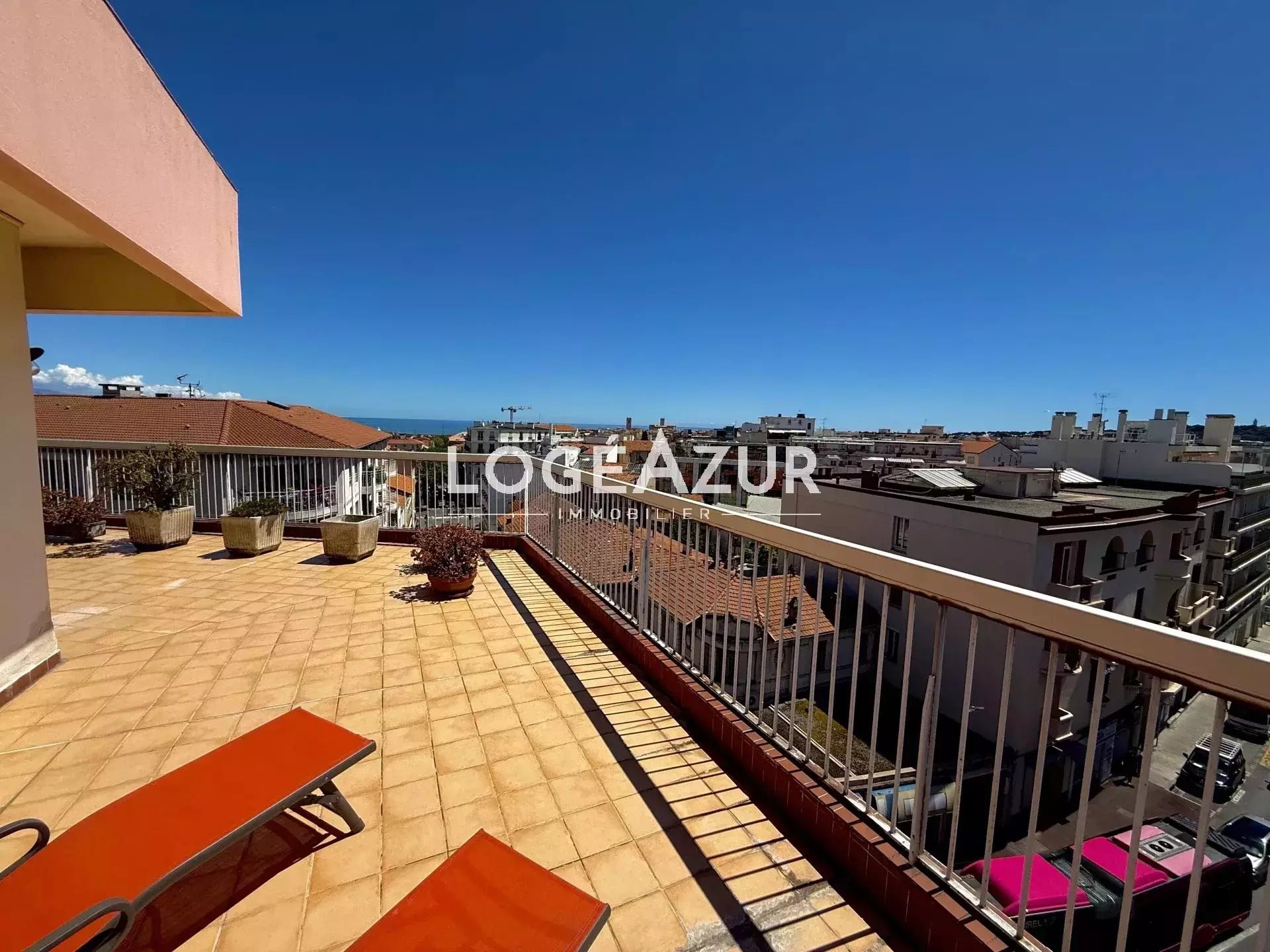 Appartement à louer, 60m², Antibes