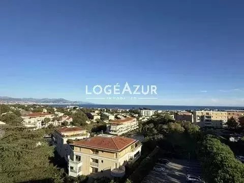 Appartement à louer, 58m², Antibes