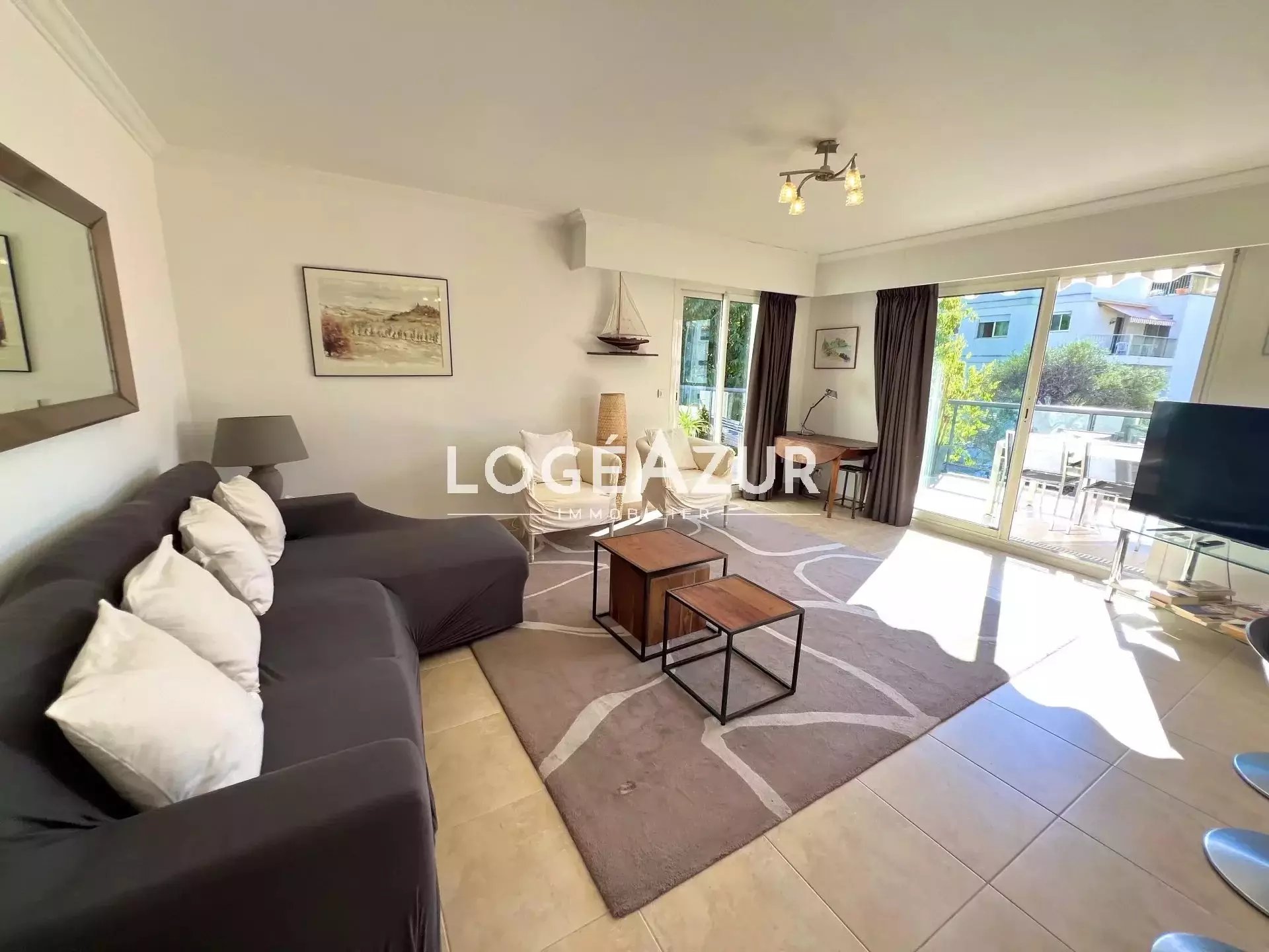 Appartement à louer, 72m², Antibes