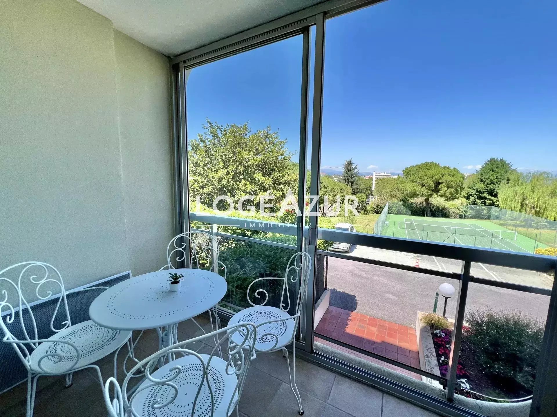 Appartement à louer, 27m², Antibes