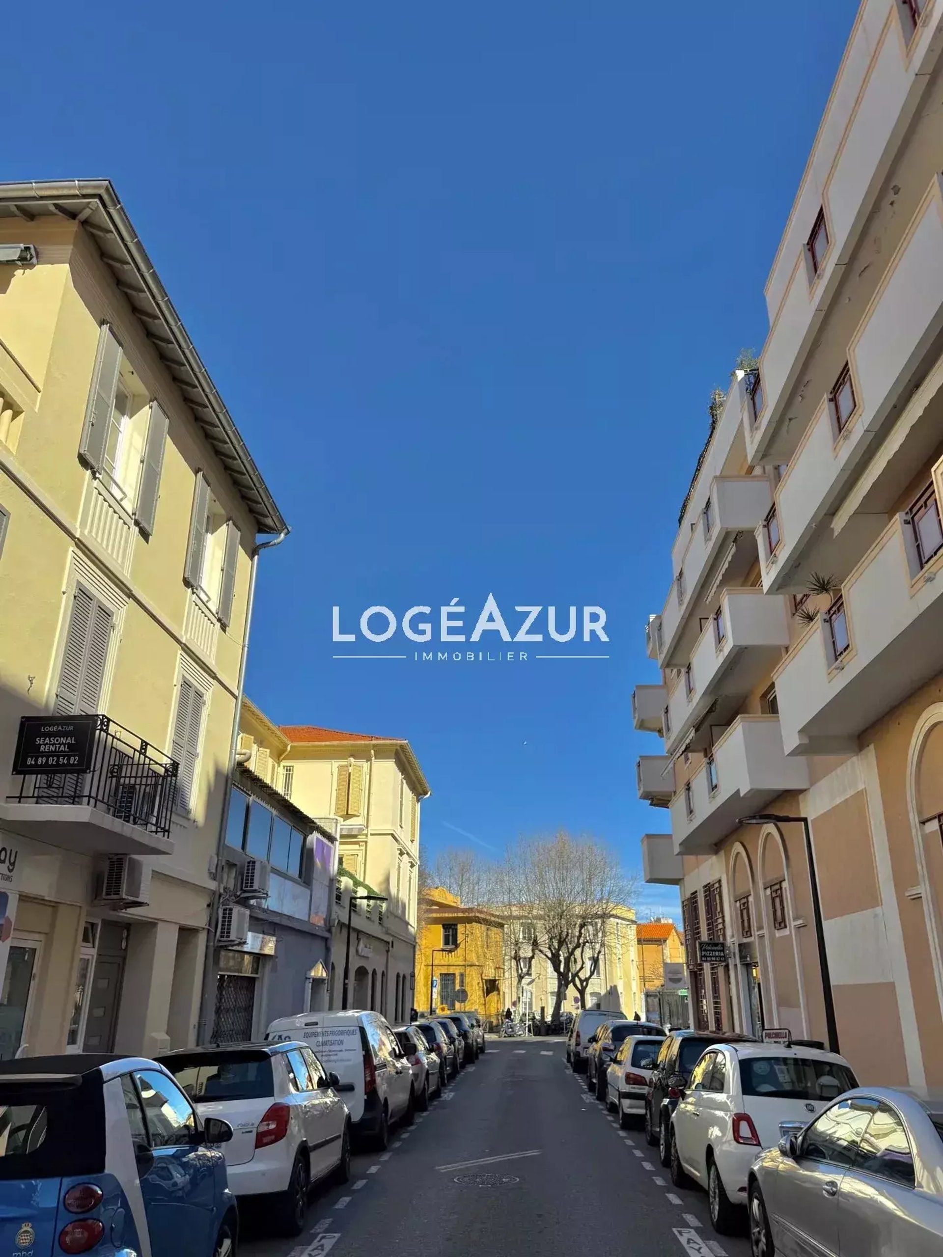 Appartement à louer, 27m², Antibes