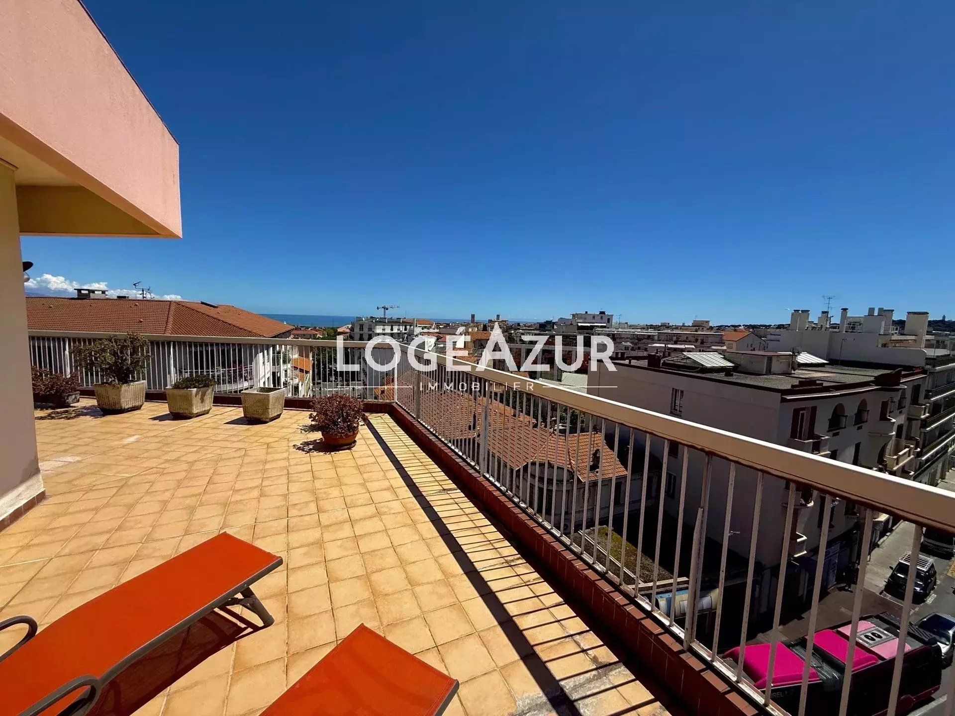 Appartement à louer, 60m², Antibes