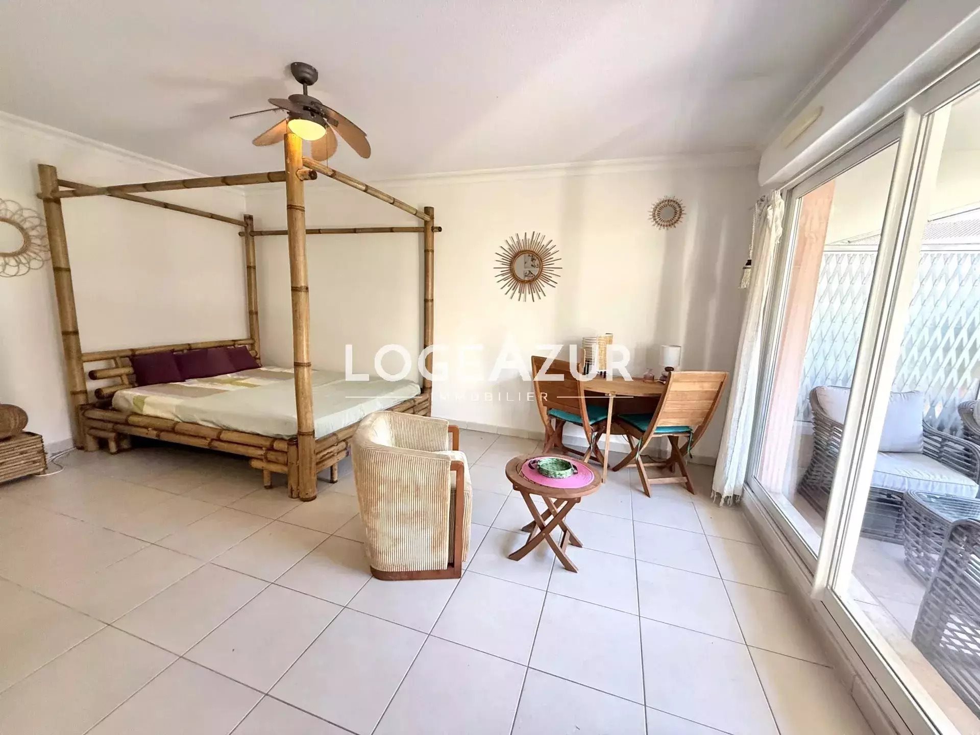 Appartement à louer, 29m², Antibes