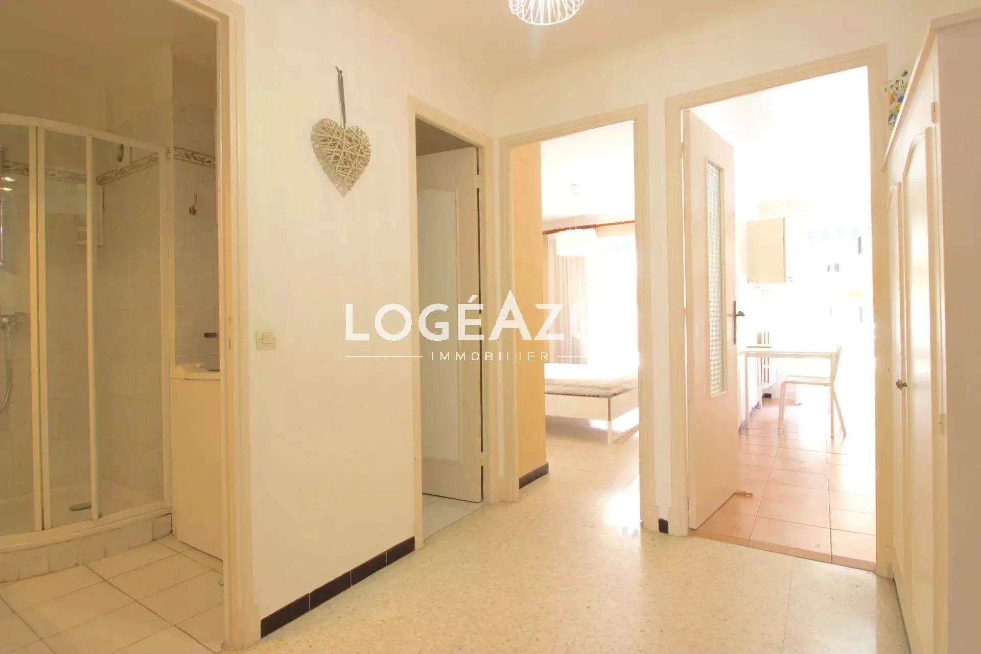 Appartement à louer, 59m², Antibes