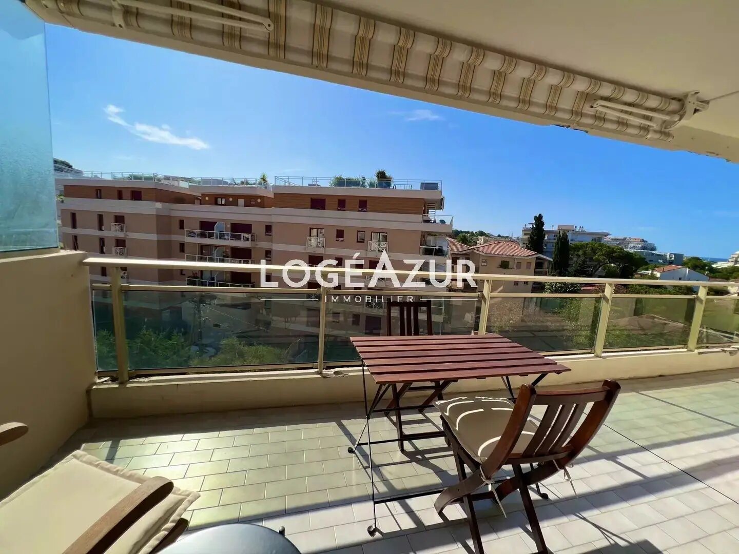 Appartement à louer, 43m², Antibes