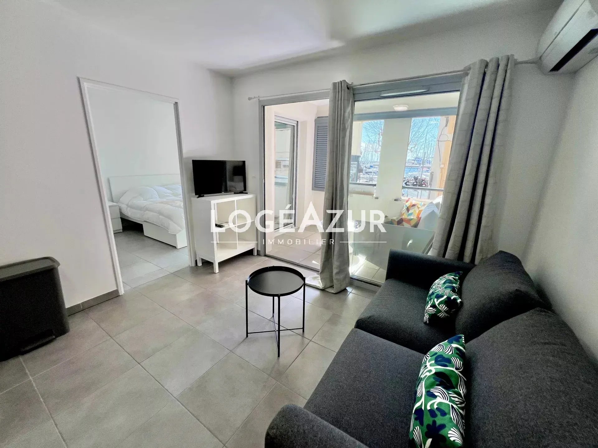 Appartement à louer, 39m², Vallauris