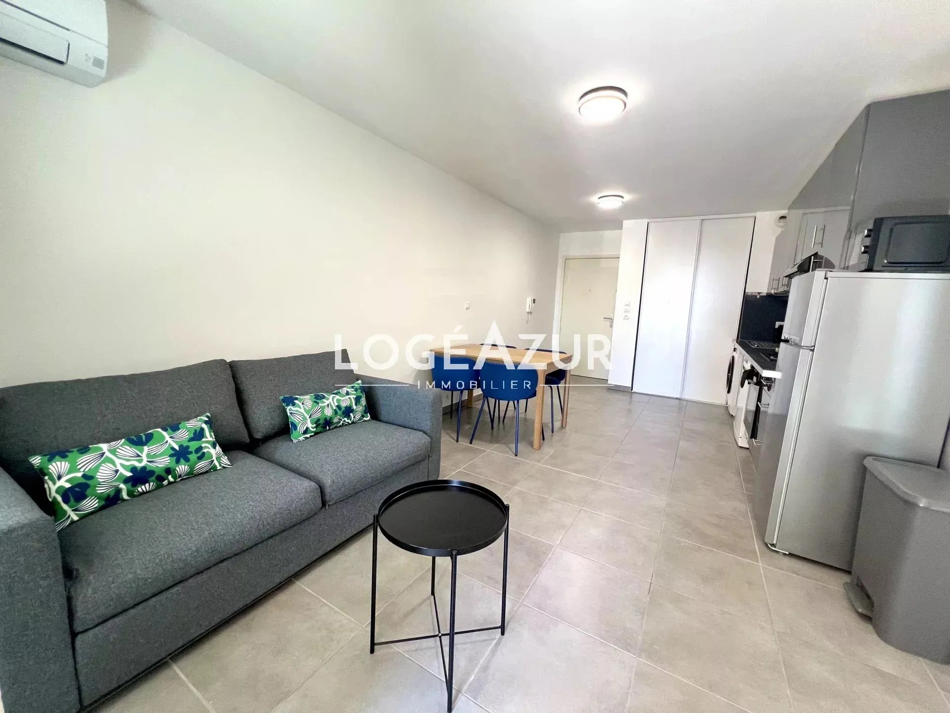 Appartement à louer, 39m², Vallauris