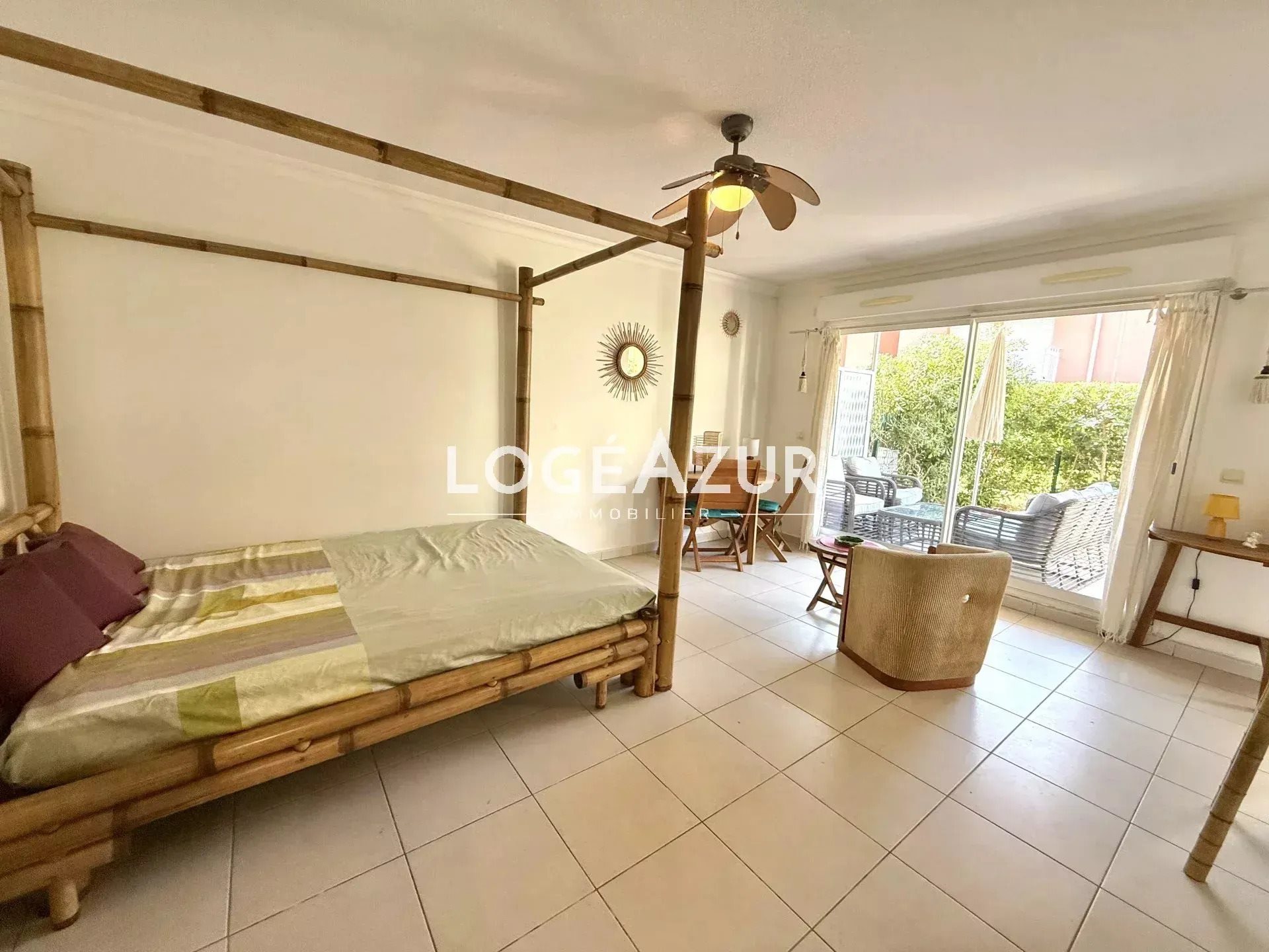 Appartement à louer, 29m², Antibes