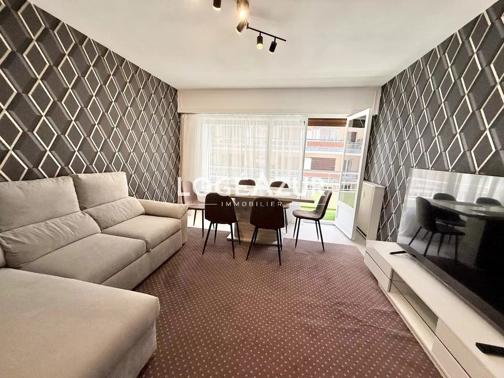 Appartement à louer, 62m², Antibes