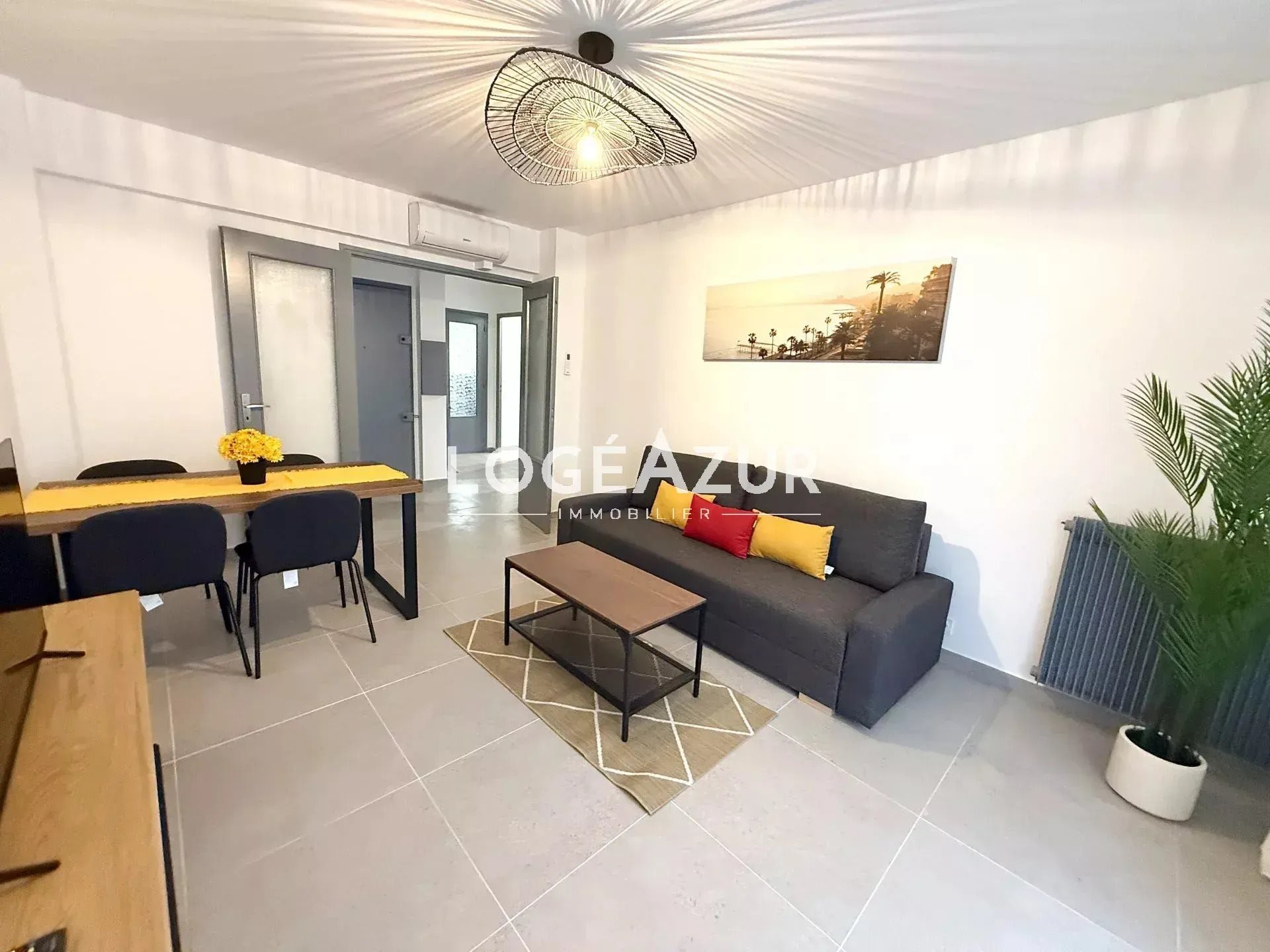 Appartement à louer, 52m², Antibes