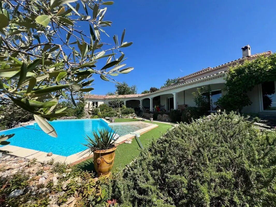 Maison à vendre, 238m², Barjac