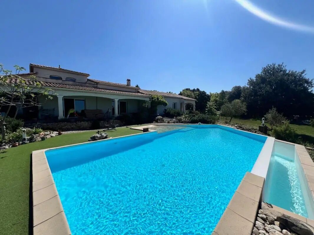 Maison à vendre, 238m², Barjac