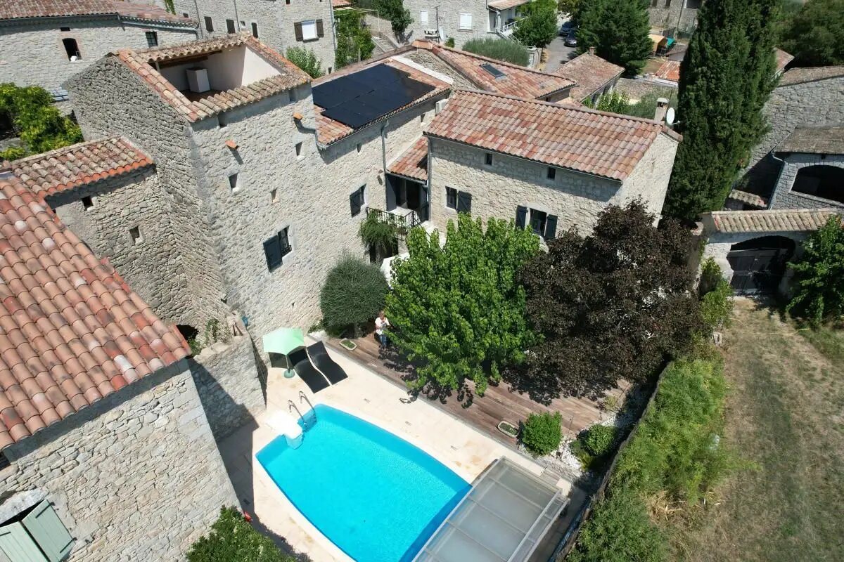 Maison à vendre, 257m², Saint-Sauveur-de-Cruzières