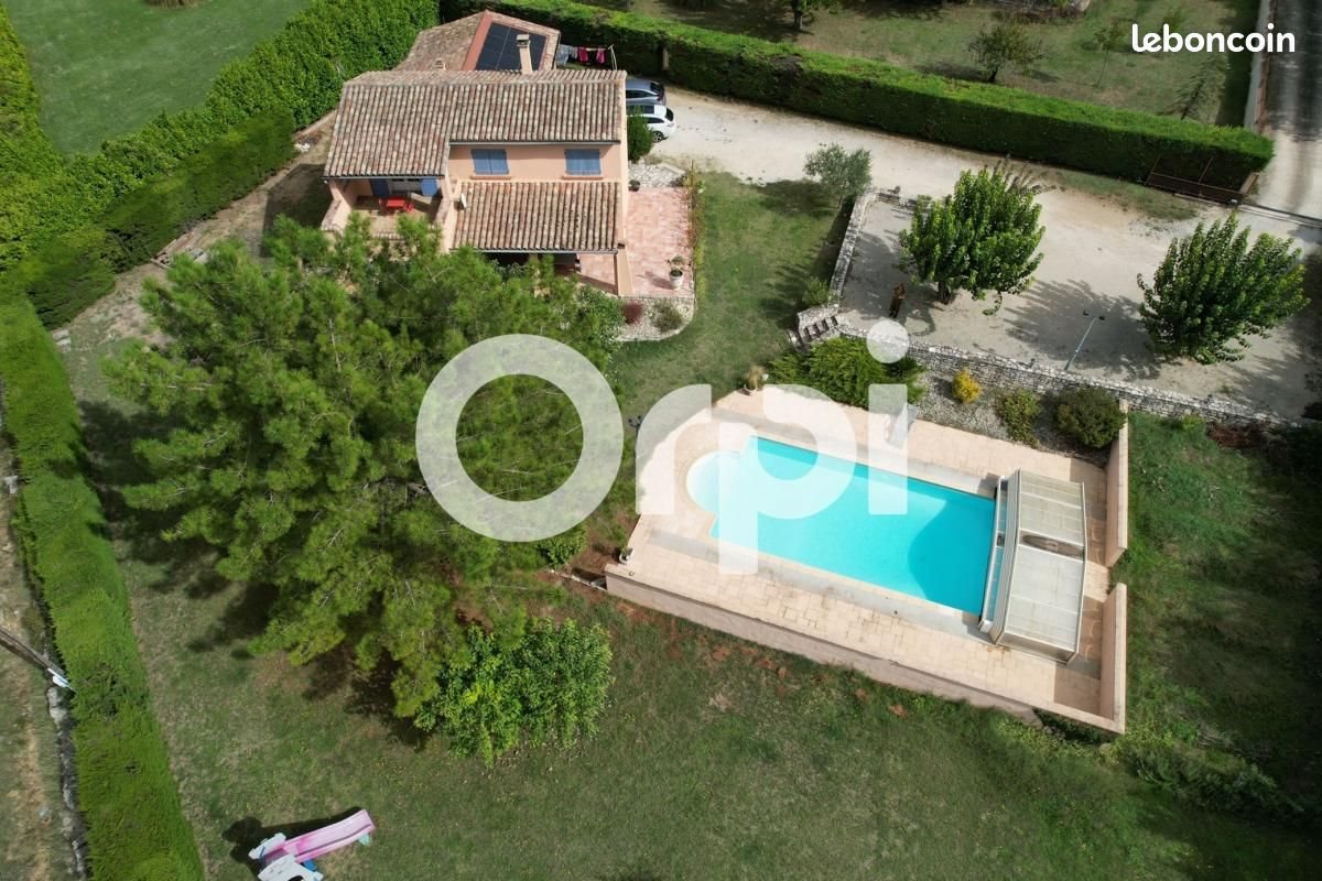 Maison à vendre, 123m², Barjac