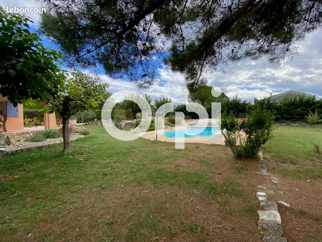 Maison à vendre, 123m², Barjac