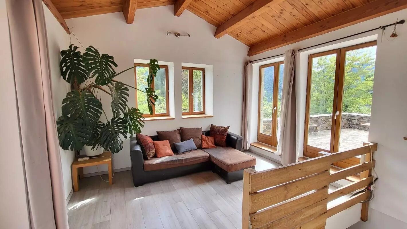 Maison à vendre, 122m², Saint-Mélany
