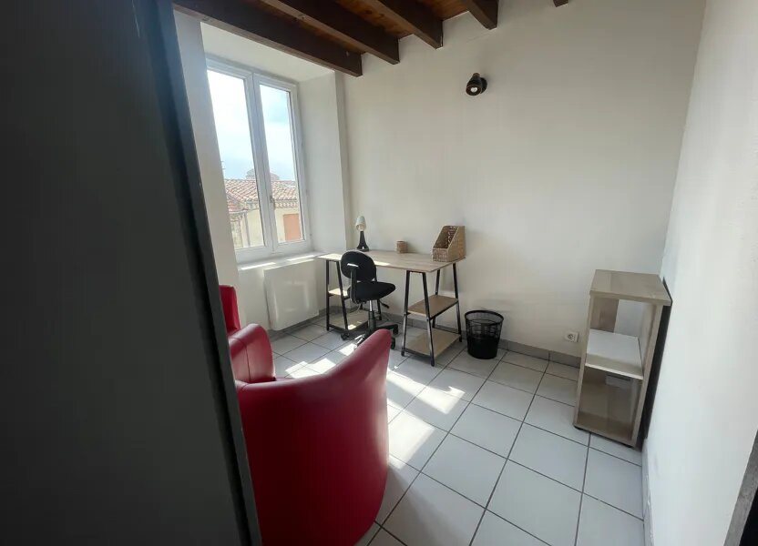 Appartement à louer, 30m², Aubenas