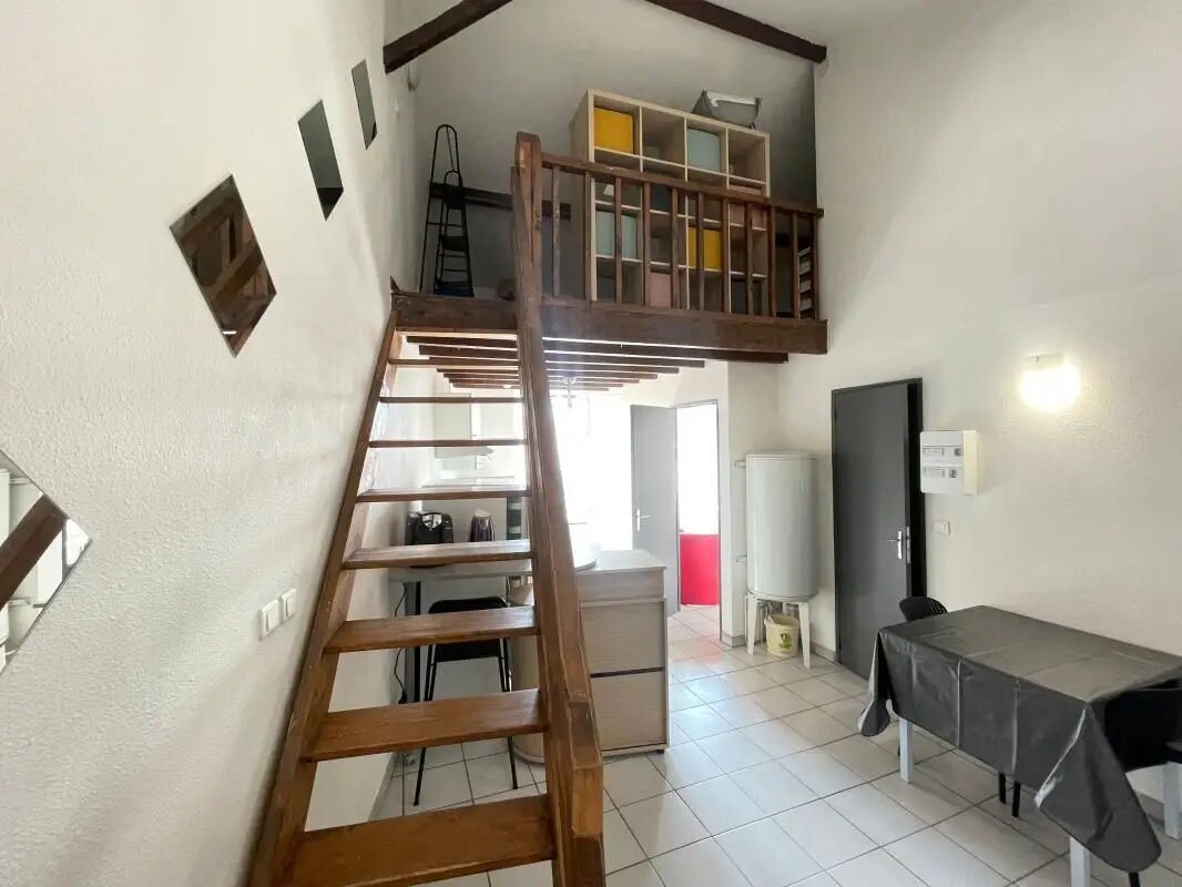Appartement à louer, 30m², Aubenas